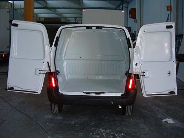 Rivestimento completo in Vetroresina ( Coibentazione ) dal 2014
